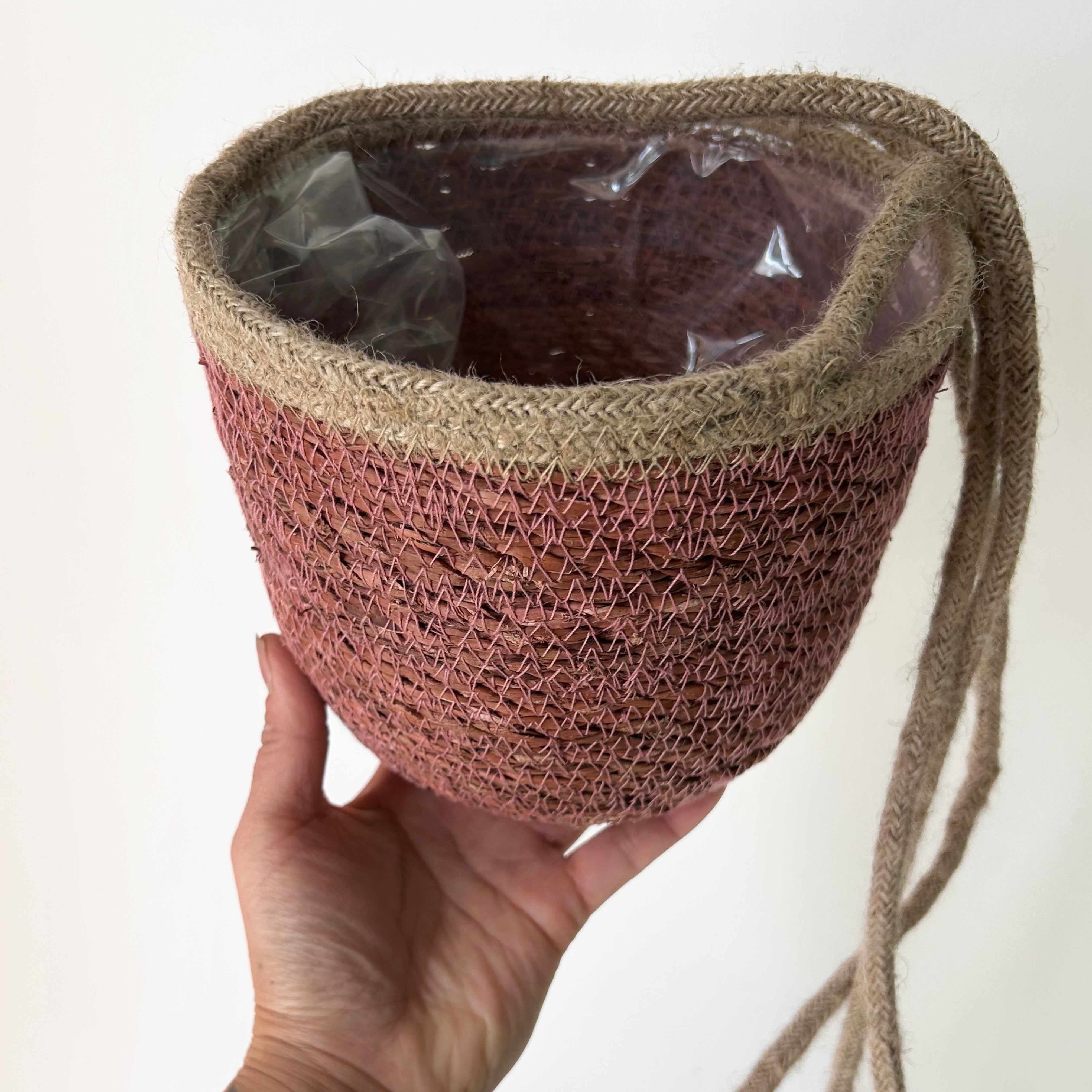 MANU woven plant basket (6.5”x5.5”)