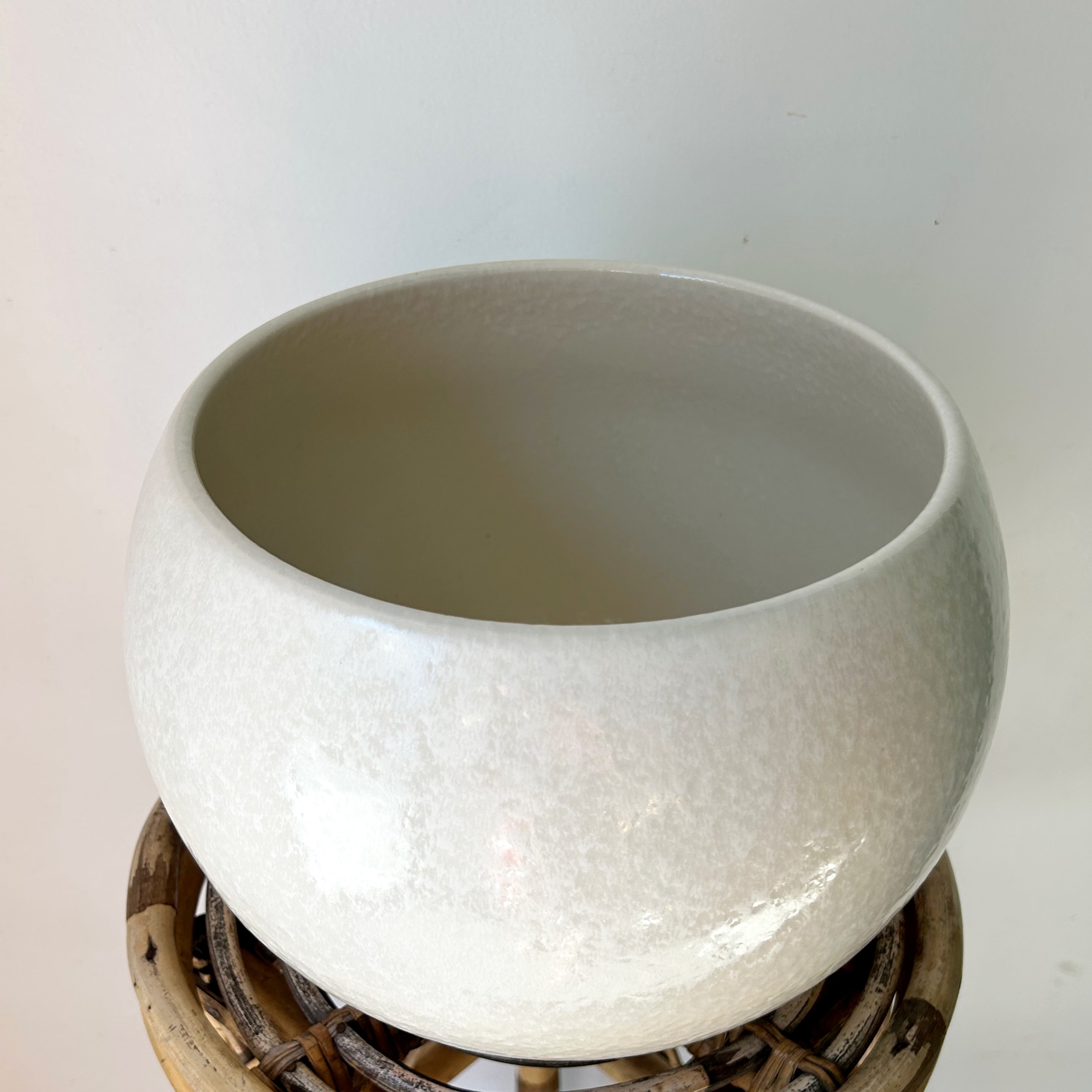 MAYU Large Decorative Pot (9.5"X8”)