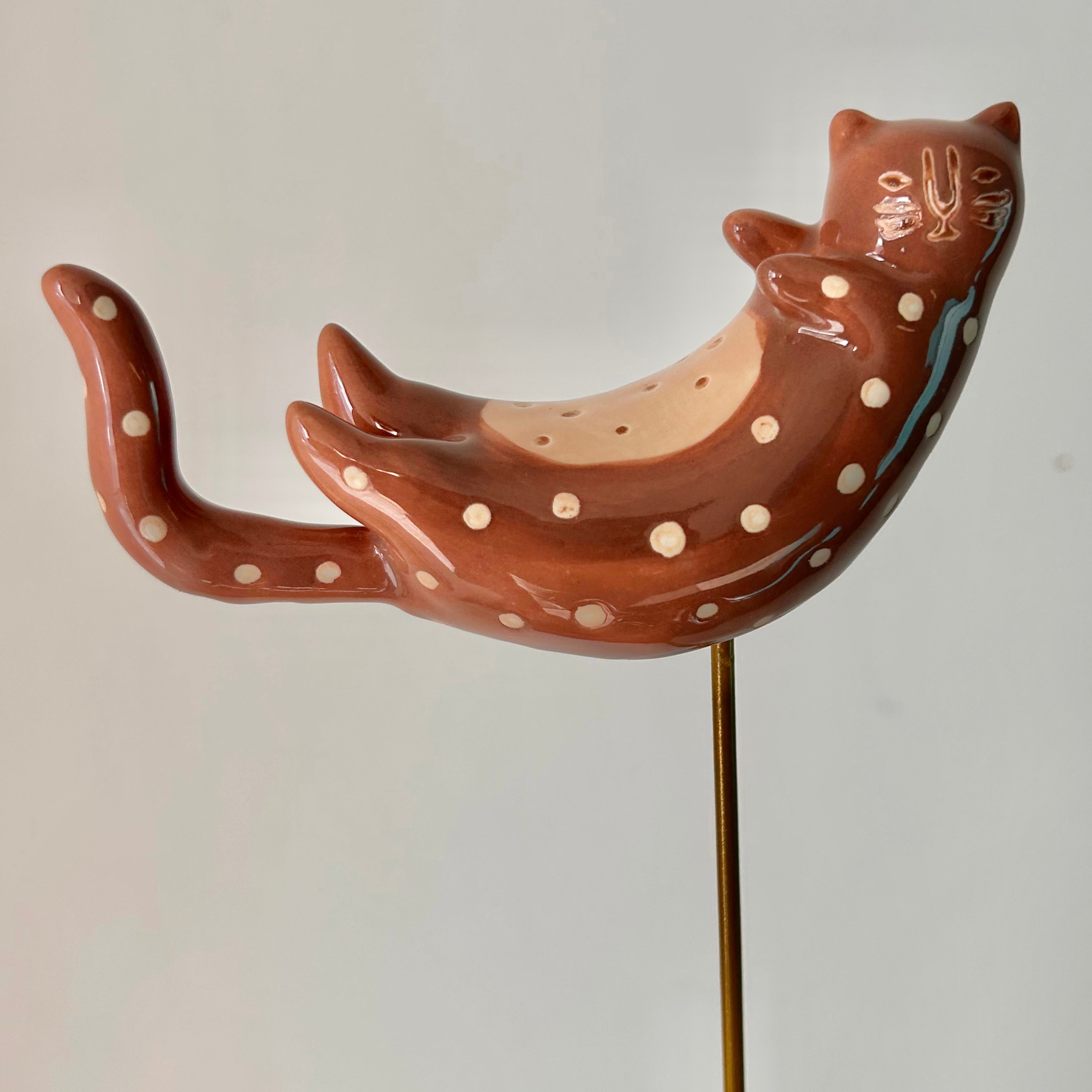 CURIOUS CATS-Ceramic Decorative Accents